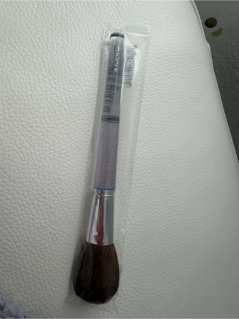 Clinique  Brush